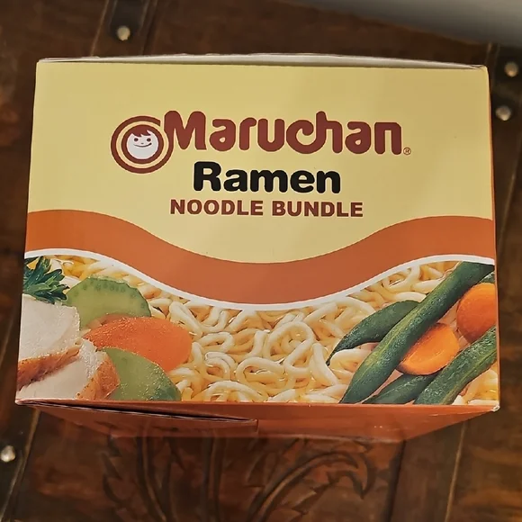 MAD Engine Maruchan Ramen Noodle Bundle - Orange and White - Picture 4 of 8